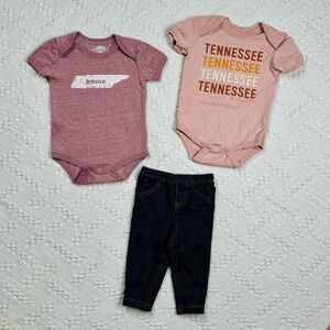 3-6 months 2 Tennessee bodysuits and jean pants